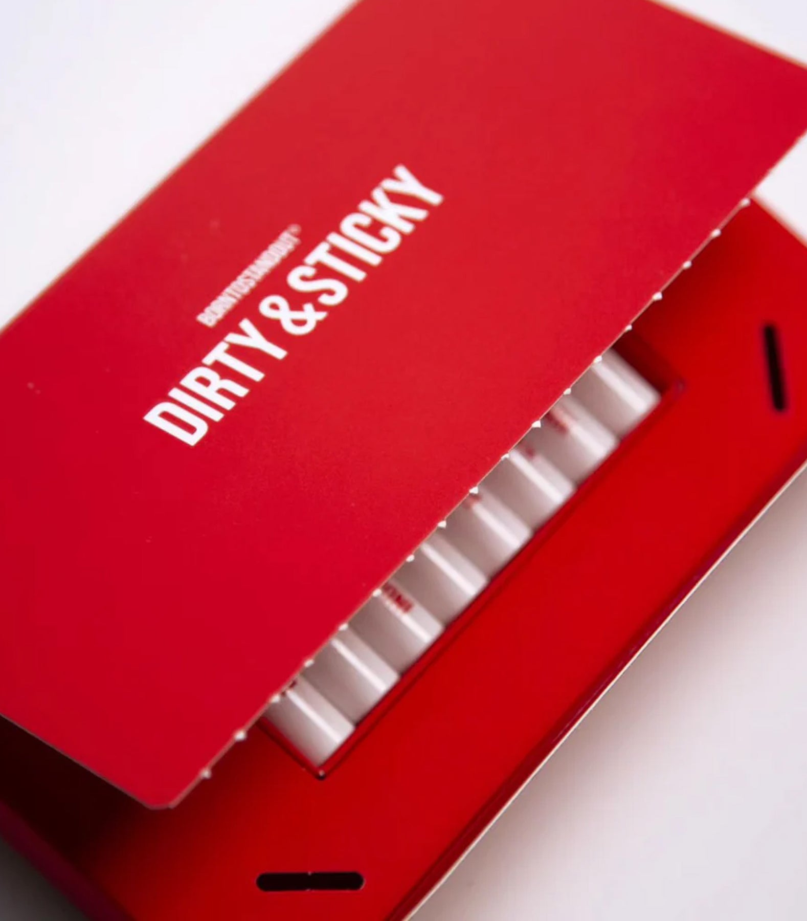 BORNTOSTANDOUT® | DIRTY & STICKY Fragrance Discovery Set (8 x 2ml ...